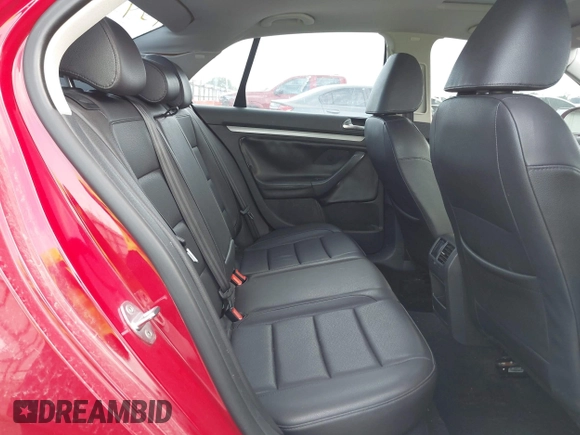 2010 Volkswagen Jetta SEL с VIN 3VWRX7AJ9AM155791, выставлен на аукционе IAAI как лот 42432281 с пробегом 96 667 миль миль и . История ставок и продаж доступна на DreamBid. Изображение 8.