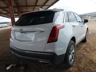 2021 Cadillac XT5 FWD Premium Luxury with VIN 1GYKNCRS5MZ224957, listed as a IAAI auction lot 41794648 with 28,540 mi miles and . Bid and sale history available at carsss.com. Image 4.