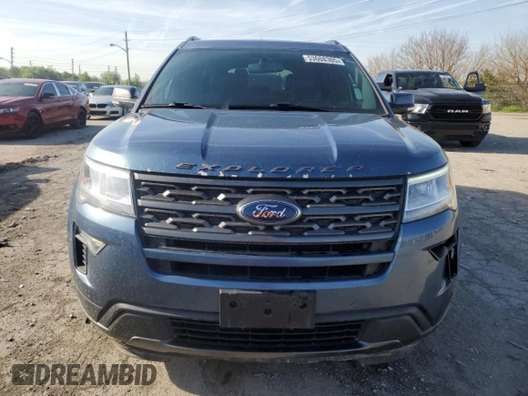 2018 Ford Explorer XLT z VIN 1FM5K7D82JGA41100, wystawiony jako Copart lot #53668305 z przebiegiem 117 733 mil mil oraz Szkody całkowita. Historia ofert i sprzedaży dostępna na DreamBid. Obrazek 5.
