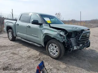 2025 Toyota Tundra 4WD SR with VIN 5TFLA5DB4SX240844, listed as a IAAI auction lot 41719370 with 6,011 mi miles. Bid and sale history available at carsss.com. Image 1.