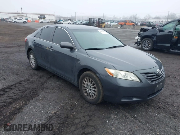 2009 Toyota Camry LE z VIN 4T1BK46K49U093612, wystawiony jako IAAI lot #41847395 z przebiegiem 250 383 mil mil oraz . Historia ofert i sprzedaży dostępna na DreamBid. Obrazek 1.