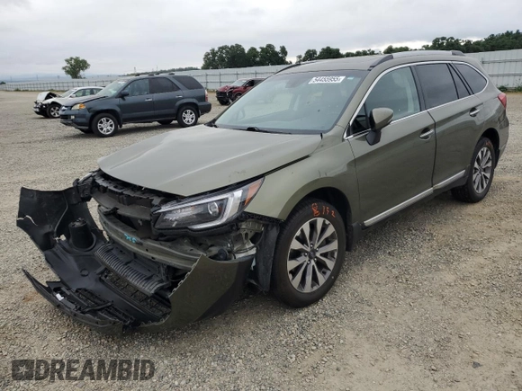 2018 Subaru Outback Touring с VIN 4S4BSATC5J3233740, выставлен на аукционе Copart как лот 54455955 с пробегом 105 587 миль миль и Списание • Salvage title. История ставок и продаж доступна на DreamBid. Изображение 1.