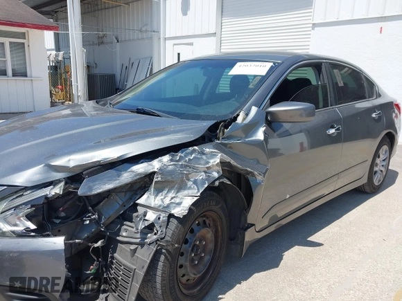 2016 Nissan Altima S z VIN 1N4AL3AP6GC228463, wystawiony jako IAAI lot #42032010 z przebiegiem 159 999 mil mil oraz . Historia ofert i sprzedaży dostępna na DreamBid. Obrazek 18.