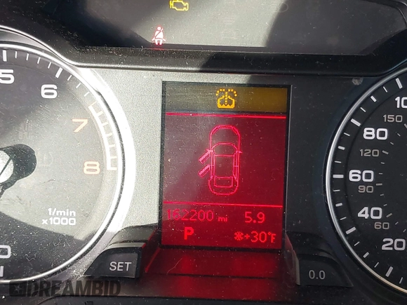 2010 Audi A4 Premium Plus z VIN WAUFFAFL2AN031638, wystawiony jako IAAI lot #41479290 z przebiegiem 162 200 mil mil oraz . Historia ofert i sprzedaży dostępna na DreamBid. Obrazek 16.