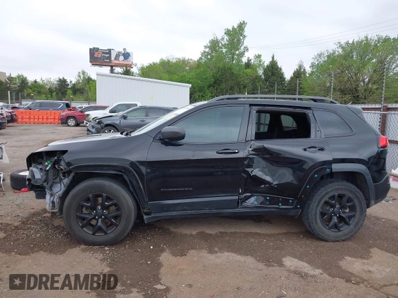 2017 Jeep Cherokee Trailhawk с VIN 1C4PJMBS9HW547360, выставлен на аукционе IAAI как лот 42042363 с пробегом 146 482 миль миль и . История ставок и продаж доступна на DreamBid. Изображение 15.
