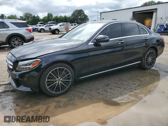 2021 Mercedes-Benz C 300 z VIN W1KWF8DB3MR652122, wystawiony jako Copart lot #58730185 z przebiegiem 56 599 mil mil oraz Szkoda całkowita • Salvage title. Historia ofert i sprzedaży dostępna na DreamBid. Obrazek 1.