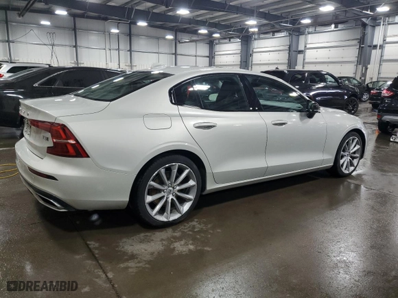2021 Volvo S60 Momentum with VIN 7JR102TZ0MG119577, listed as a Copart auction lot 50014515 with 54,110 mi miles and Salvage Title. Bid and sale history available at carsss.com. Image 3.