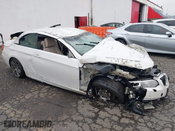 2011 BMW 3 Series 335i with VIN WBADX7C50BE580088, listed as a IAAI auction lot 41309990 with Not Provided miles and . Bid and sale history available at carsss.com. Image 1.