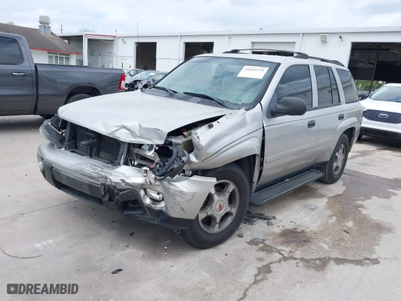 2008 Chevrolet TrailBlazer LT w/1LT with VIN 1GNDS13SX82226780, listed as a IAAI auction lot 41603379 with 159,086 mi miles. Bid and sale history available at carsss.com. Image 17.