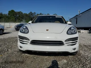 2012 Porsche Cayenne with VIN WP1AA2A2XCLA10081, listed as a Copart auction lot 55394935 with 181,316 mi miles and Salvage title. Bid and sale history available at DreamBid. Image 5.