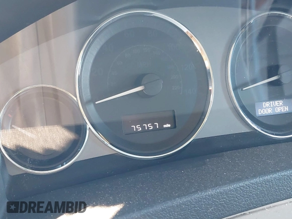 2010 Jeep Grand Cherokee Limited with VIN 1J4RR5GT9AC135837, listed as a IAAI auction lot 41617104 with 75,757 mi miles and . Bid and sale history available at DreamBid. Image 15.