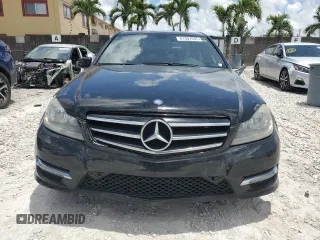2012 Mercedes-Benz C 300 Sport with VIN WDDGF8BB7CR200079, listed as a Copart auction lot 61307535 with 131,500 mi miles and Clean title. Bid and sale history available at DreamBid. Image 5.