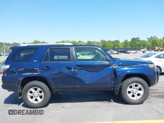 2017 Toyota 4Runner SR5 with VIN JTEBU5JR6H5470826, listed as a IAAI auction lot 42021376 with 60,460 mi miles and . Bid and sale history available at DreamBid. Image 17.