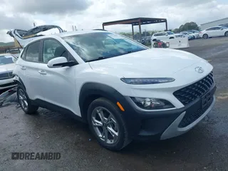 2022 Hyundai Kona SEL with VIN KM8K62AB1NU767029, listed as a IAAI auction lot 41938759 with 44,950 mi miles. Bid and sale history available at carsss.com. Image 1.