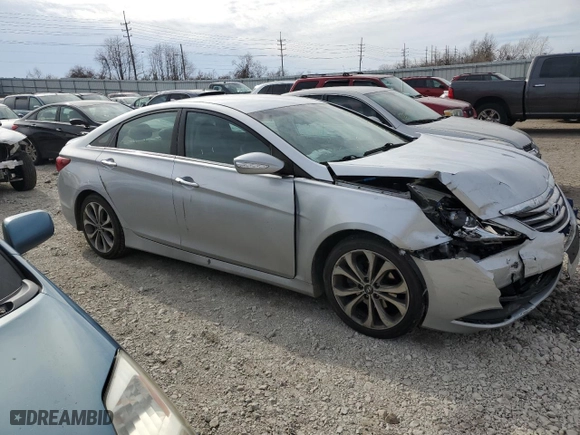 2014 Hyundai Sonata SE with VIN 5NPEC4AC2EH855435, listed as a Copart auction lot 42081724 with 130,917 mi miles and Salvage Title. Bid and sale history available at carsss.com. Image 4.