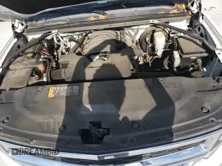 2017 Chevrolet Suburban LT с VIN 1GNSCHKC8HR233449, выставлен на аукционе Copart как лот 69200615 с пробегом 115 443 миль миль и Списание • Salvage title. История ставок и продаж доступна на DreamBid. Изображение 14.