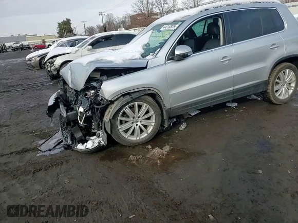 2016 Volkswagen Tiguan S with VIN WVGBV7AXXGW554423, listed as a Copart auction lot 44310835 with 123,118 mi miles and Salvage Title. Bid and sale history available at DreamBid. Image 11.
