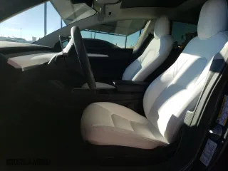 2023 Tesla Model 3 with VIN 5YJ3E1EA2PF438259, listed as a Copart auction lot 44572595 with 28,194 mi miles and Salvage Title. Bid and sale history available at carsss.com. Image 7.