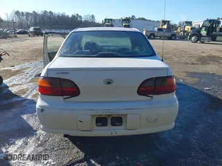 2004 Chevrolet Classic with VIN 1G1ND52F84M705659, listed as a IAAI auction lot 41313723 with 287,702 mi miles. Bid and sale history available at carsss.com. Image 16.
