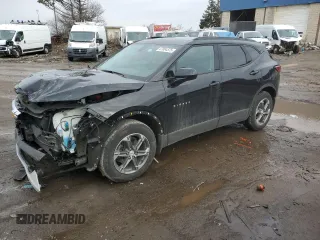 2023 Chevrolet Blazer LT z VIN 3GNKBCR49PS226011, wystawiony jako Copart lot #47084575 z przebiegiem 13 637 mil mil oraz Szkoda całkowita • Salvage title. Historia ofert i sprzedaży dostępna na DreamBid. Obrazek 1.