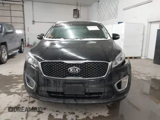 2018 Kia Sorento LX with VIN 5XYPG4A32JG383316, listed as a IAAI auction lot 41578609 with 1 mi miles. Bid and sale history available at carsss.com. Image 12.