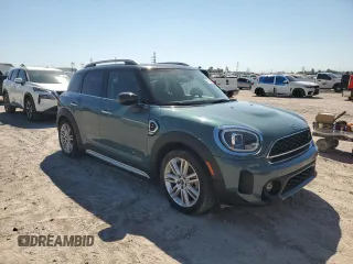 2023 MINI Countryman Cooper S with VIN WMZ83BR08P3P71081, listed as a Copart auction lot 71824414 with 20,098 mi miles and Salvage Title. Bid and sale history available at carsss.com. Image 4.
