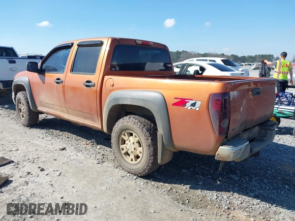 2005 Chevrolet Colorado 1SF LS Z71 with VIN 1GCDT136158216222, listed as a IAAI auction lot 41563003 with 259,490 mi miles. Bid and sale history available at carsss.com. Image 3.