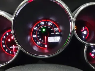 2007 Toyota Matrix STD z VIN 2T1KR32EX7C627328, wystawiony jako IAAI lot #42087497 z przebiegiem 66 817 mil mil oraz . Historia ofert i sprzedaży dostępna na DreamBid. Obrazek 7.