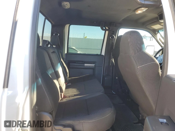 2009 Ford F-350 XL z VIN 1FTWW31R99EA05298, wystawiony jako Copart lot #79062804 z przebiegiem 316 409 mil mil oraz Czysty tytuł • Clean title. Historia ofert i sprzedaży dostępna na DreamBid. Obrazek 10.