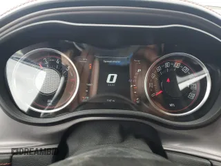 2023 Dodge Challenger R/T Scat Pack z VIN 2C3CDZFJ9PH625657, wystawiony jako Copart lot #56587905 z przebiegiem 7 147 mil mil oraz Szkoda całkowita • Salvage title. Historia ofert i sprzedaży dostępna na DreamBid. Obrazek 9.