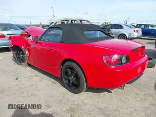 2000 Honda S2000 с VIN JHMAP1143YT000526, выставлен на аукционе IAAI как лот 41582510 с пробегом 114 783 миль миль и . История ставок и продаж доступна на DreamBid. Изображение 3.
