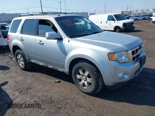 2011 Ford Escape Limited with VIN 1FMCU9EG8BKB38819, listed as a IAAI auction lot 41767666 with 127,490 mi miles. Bid and sale history available at carsss.com. Image 1.