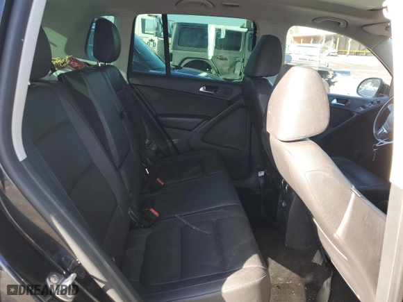 2017 Volkswagen Tiguan Wolfsburg Edition with VIN WVGSV7AX5HK004717, listed as a Copart auction lot 43204115 with 114,389 mi miles and Clean Title. Bid and sale history available at carsss.com. Image 10.