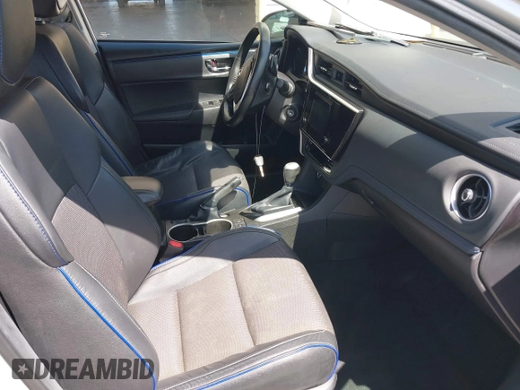 2019 Toyota Corolla L z VIN 5YFBURHE8KP882089, wystawiony jako IAAI lot #39545437 z przebiegiem 117 129 mil mil oraz . Historia ofert i sprzedaży dostępna na DreamBid. Obrazek 5.