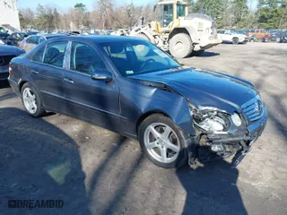 2006 Mercedes-Benz E-Class 3.5L with VIN WDBUF87J86X192375, listed as a IAAI auction lot 41886384 with 162,345 mi miles. Bid and sale history available at carsss.com. Image 1.