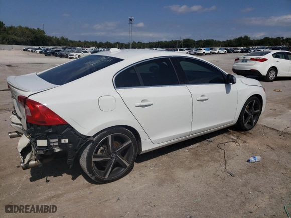 2016 Volvo S60 T5 Drive-E R-Design Special Edition with VIN YV126MFP4G2395358, listed as a Copart auction lot 69381243 with 112,719 mi miles. Bid and sale history available at carsss.com. Image 3.