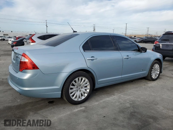 2010 Ford Fusion Hybrid z VIN 3FADP0L32AR211419, wystawiony jako Copart lot #50316755 z przebiegiem 72 651 mil mil oraz Szkoda całkowita • Salvage title. Historia ofert i sprzedaży dostępna na DreamBid. Obrazek 3.