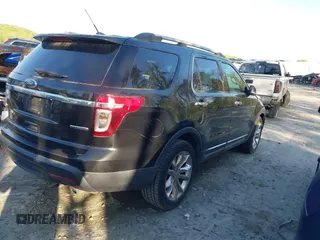 2015 Ford Explorer XLT with VIN 1FM5K7D82FGC02049, listed as a IAAI auction lot 42018044 with 114,237 mi miles and . Bid and sale history available at DreamBid. Image 4.