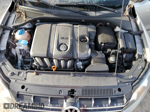 2013 Volkswagen Passat SEL Premium with VIN 1VWCH7A34DC039411, listed as a Copart auction lot 72908294 with 129,948 mi miles and Salvage Title. Bid and sale history available at carsss.com. Image 11.