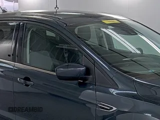 2019 Ford Escape SE z VIN 1FMCU9GD9KUA54757, wystawiony jako IAAI lot #42516631 z przebiegiem 87 040 mil mil oraz . Historia ofert i sprzedaży dostępna na DreamBid. Obrazek 29.