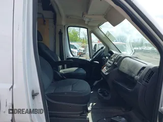 2016 Ram ProMaster Cargo with VIN 3C6URVJG5GE134219, listed as a IAAI auction lot 42094886 with 124,609 mi miles and . Bid and sale history available at DreamBid. Image 5.