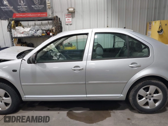 2004 Volkswagen Jetta GLS с VIN 3VWSR69M34M074214, выставлен на аукционе IAAI как лот 42441817 с пробегом 173 273 миль миль и . История ставок и продаж доступна на DreamBid. Изображение 15.