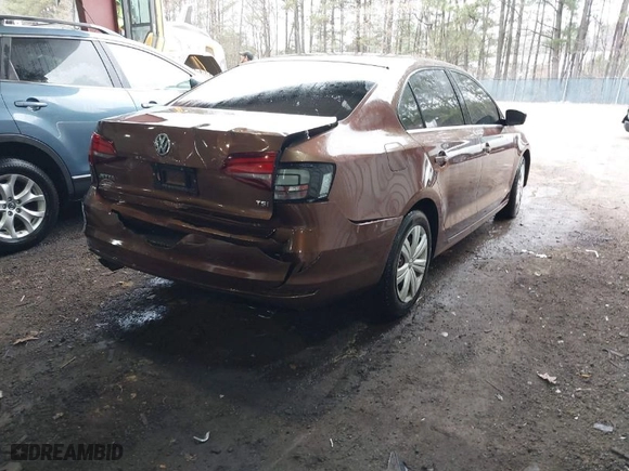 2017 Volkswagen Jetta 1.4T S with VIN 3VW2B7AJ9HM291171, listed as a IAAI auction lot 41790118 with 68,179 mi miles. Bid and sale history available at carsss.com. Image 4.