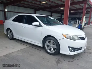 2014 Toyota Camry L with VIN 4T1BF1FK9EU851425, listed as a IAAI auction lot 41792918 with 268,340 mi miles. Bid and sale history available at carsss.com. Image 1.