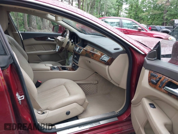 2012 Mercedes-Benz CLS 550 with VIN WDDLJ7DB5CA039671, listed as a IAAI auction lot 42437276 with 142,796 mi miles and . Bid and sale history available at DreamBid. Image 5.