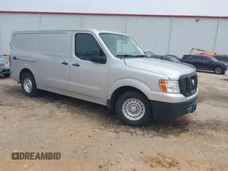 2017 Nissan NV Cargo S z VIN 1N6BF0KM1HN803693, wystawiony jako IAAI lot #42273110 z przebiegiem 189 316 mil mil oraz . Historia ofert i sprzedaży dostępna na DreamBid. Obrazek 1.