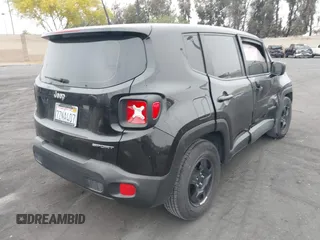 2017 Jeep Renegade Sport z VIN ZACCJAAB8HPF47233, wystawiony jako IAAI lot #42353512 z przebiegiem 88 850 mil mil oraz . Historia ofert i sprzedaży dostępna na DreamBid. Obrazek 4.