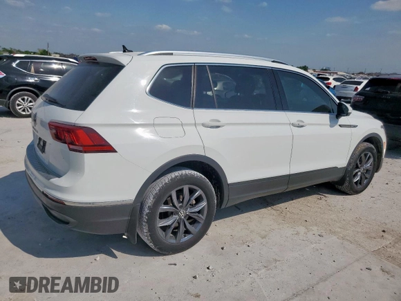 2022 Volkswagen Tiguan SE with VIN 3VV3B7AX8NM162220, listed as a Copart auction lot 52112375 with 44,315 mi miles and Clean title. Bid and sale history available at DreamBid. Image 3.