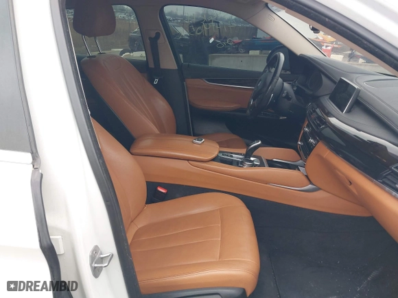 2016 BMW X6 xDrive35i with VIN 5UXKU2C52G0N81395, listed as a IAAI auction lot 41490540 with 149,031 mi miles. Bid and sale history available at carsss.com. Image 5.