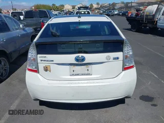 2011 Toyota Prius I z VIN JTDKN3DU9B5294772, wystawiony jako IAAI lot #41837709 z przebiegiem 166 436 mil mil oraz . Historia ofert i sprzedaży dostępna na DreamBid. Obrazek 16.